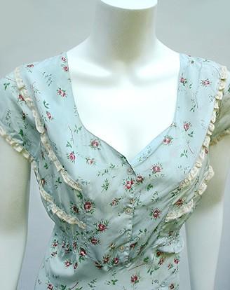 40S MISS NEW YORKER 
ROSES